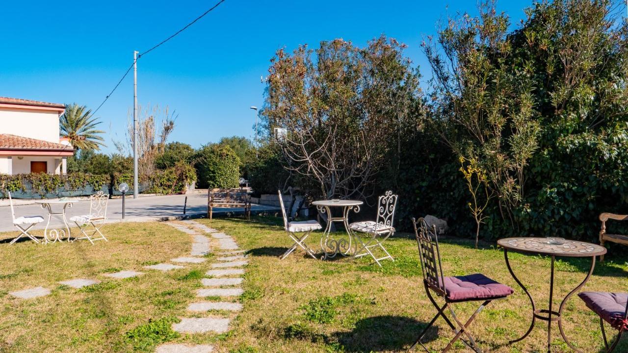 Quadrifoglio Affittacamere San Teodoro  Extérieur photo