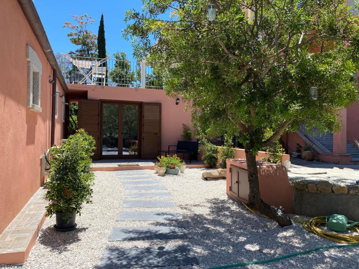 Quadrifoglio Affittacamere San Teodoro  Extérieur photo