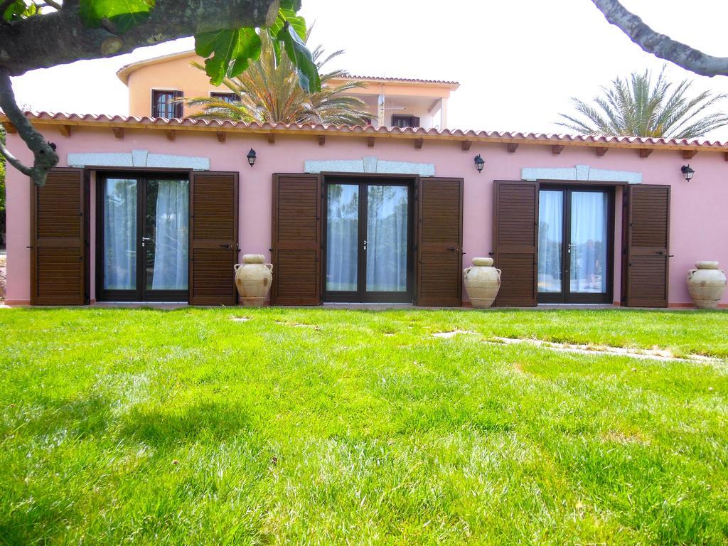 Quadrifoglio Affittacamere San Teodoro  Extérieur photo